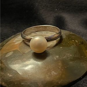 Pearl Solitaire 925 Silver Ring, size 7